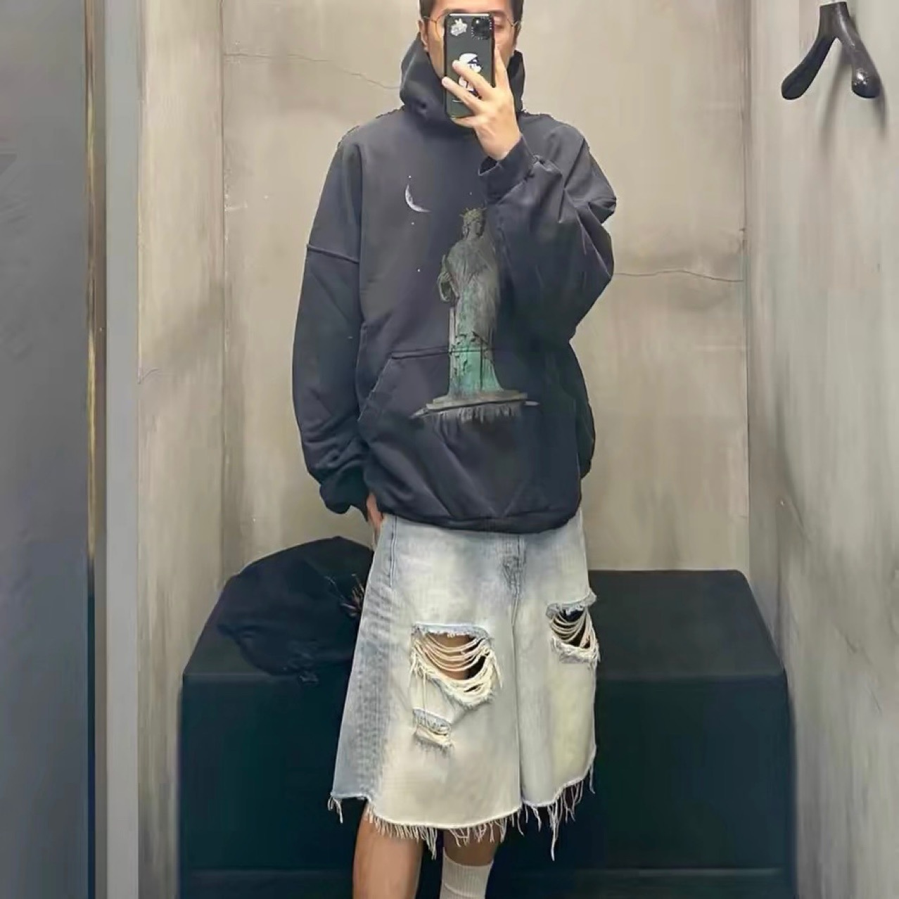 秋冬新款自由女神印花连帽卫衣高品质休闲男女情侣同款潮