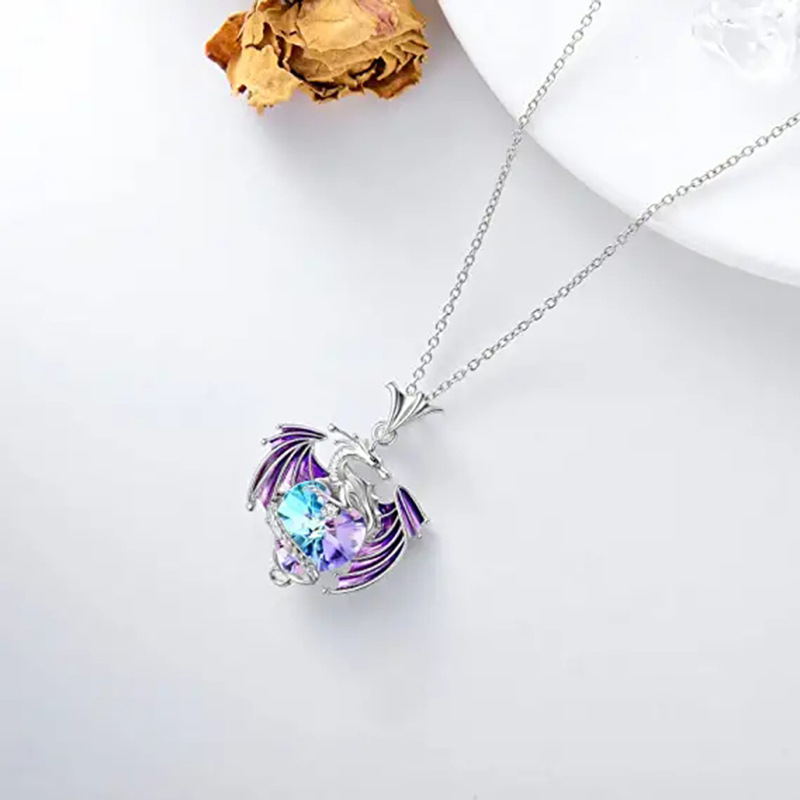 1 Piece Fashion Heart Shape Dragon Alloy Plating Inlay Artificial Gemstones Women's Pendant Necklace display picture 2