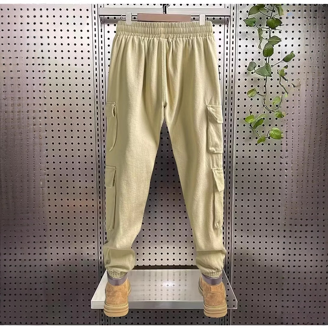 Otoño y invierno de protección laboral pantalones de trabajo para hombres resistentes al desgaste de bolsillos de trabajo anti-trabajo de trabajo para hombres pantalones gruesos de terciopelo