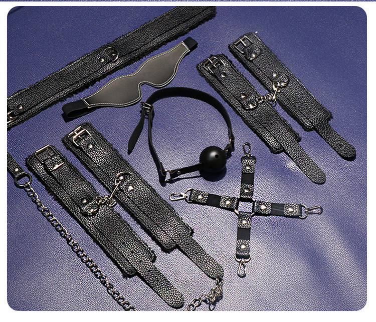 Adult Bondage Kit with Breast Clamps and Handcuffs, Faux Leather and Metal Restraint Set — detail image 12