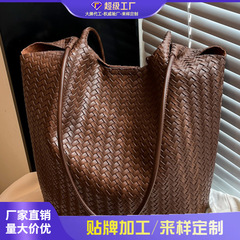 外单复古包包女大容量2025新款秋季洋气单肩子母包上班通勤托特包