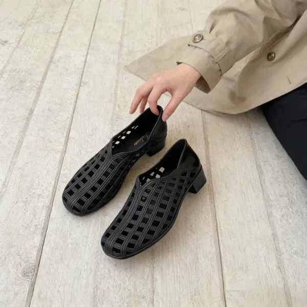 Unique design soft-soled sandals for women, woven hollow square-toed chunky heel shoes