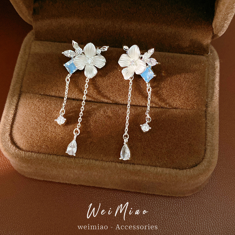 Aguja de plata zircon goteo flor pernos frescos y dulces temperamento amplio aretes ligeros de lujo alta sensación de aretes image 4