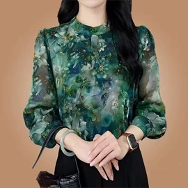 女式衬衫;男式夹克;女式T恤