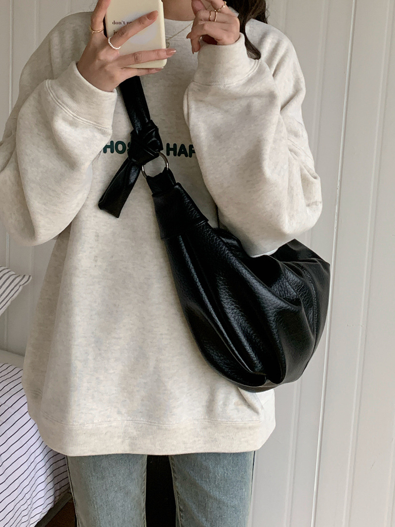 Korean Instagram Large Capacity Soft Leather Folded Dumpling Lazy and Versatile Casual Commuting One Shoulder Crossbody_voghion.com