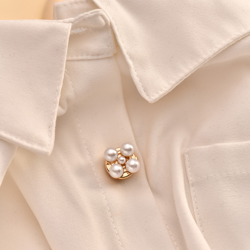 Alloy Material 1 Piece Elegant Simple Style Geometric Alloy Inlaid Pearls Artificial Pearls Women's Cufflinks