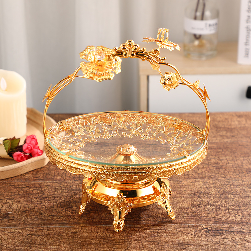 European light luxury golden fruit basket Golden openwork flower fruit