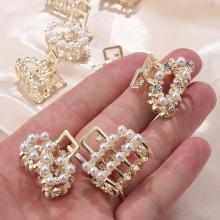 �W���r��С̖ˮ�����ץ�A��Ů��߅�����lצ�����^羳���R�d