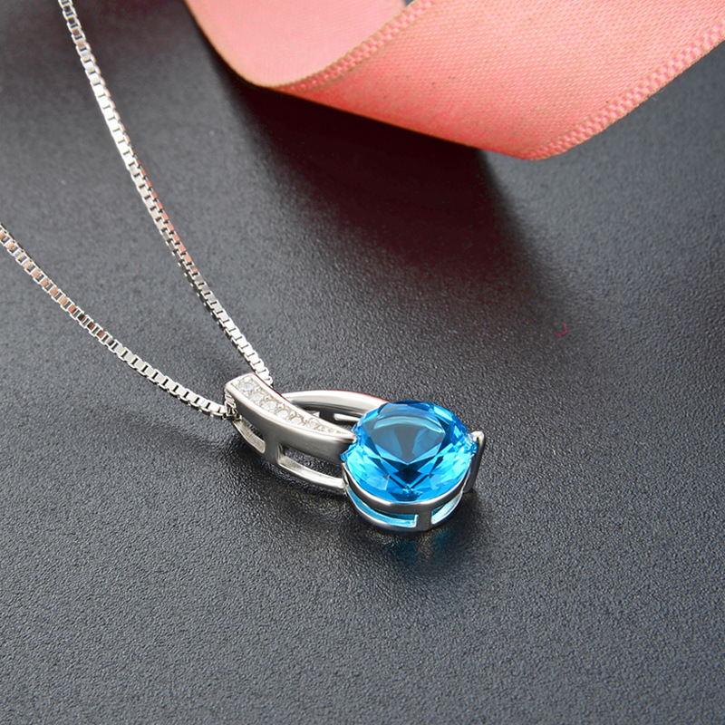 Moda al por mayor accesorios personalizados clavícula cadena estilo japonés y coreano s925 plata ZIRCON colgante collar de cristal fresco para las mujeres