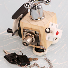 Baby busy board Montessori children's puzzle 2 years old 3 early education box Montessori teaching aids busy block unlocking toy