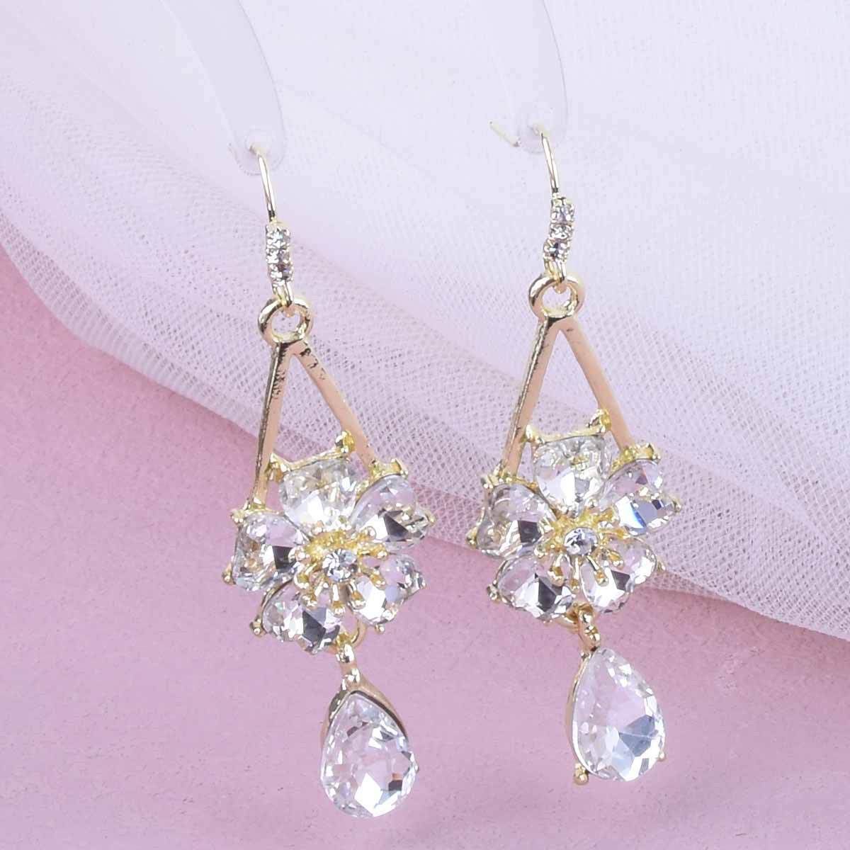 Fashionable elegant earrings drop-shaped