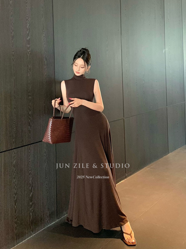 女装夏高级感法式气质半高领无袖背心连衣裙修身辣妹气质大摆长裙|undefined
