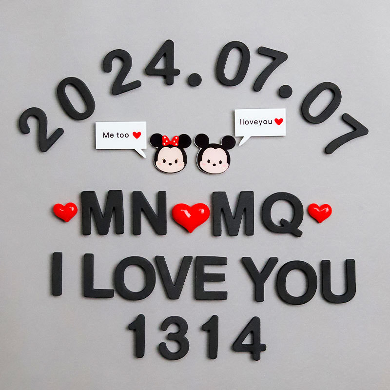 Personajes de dibujos animados pareja de acrílico adsorción pegatinas de refrigerador EVA alfanuméricos pegatinas de refrigerador DIY pegatinas magnéticas decoración