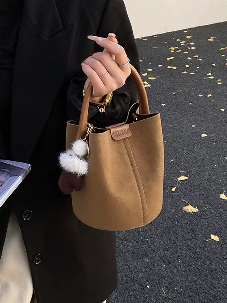Melard Soft Leather Small Bag for Women 2025 New Retro Commuter Handbag Bucket Bag Autumn and Winter Textured Crossbody Bag