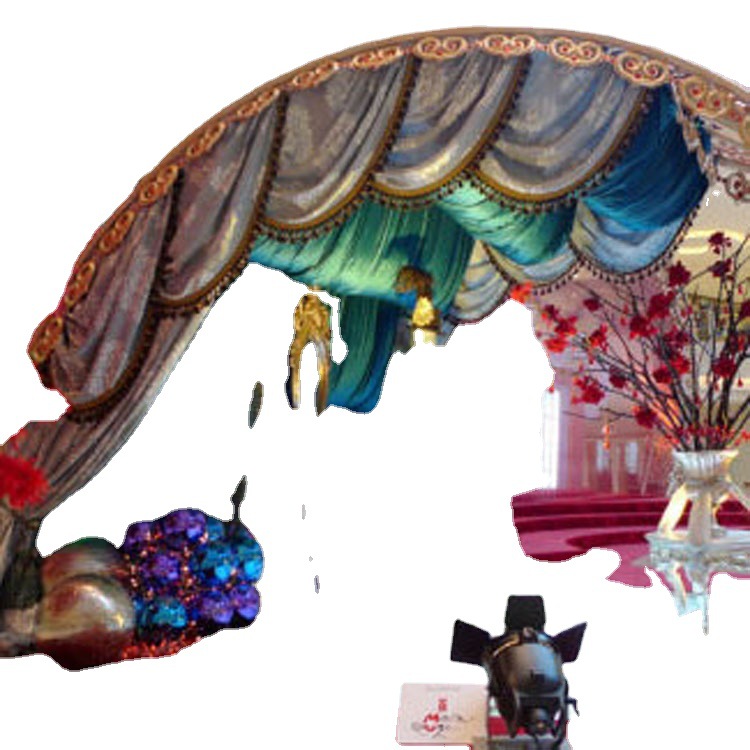 ����2015ʥ���̳�����㳡���ʹ���ľ�ṹʥ��װ�γ��ز��ù�˾