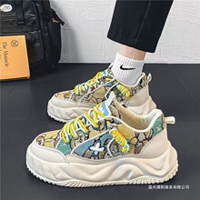С����Ь�＾͸���ٴ������Ь��ʿ���������������ϵ��˶���Ь