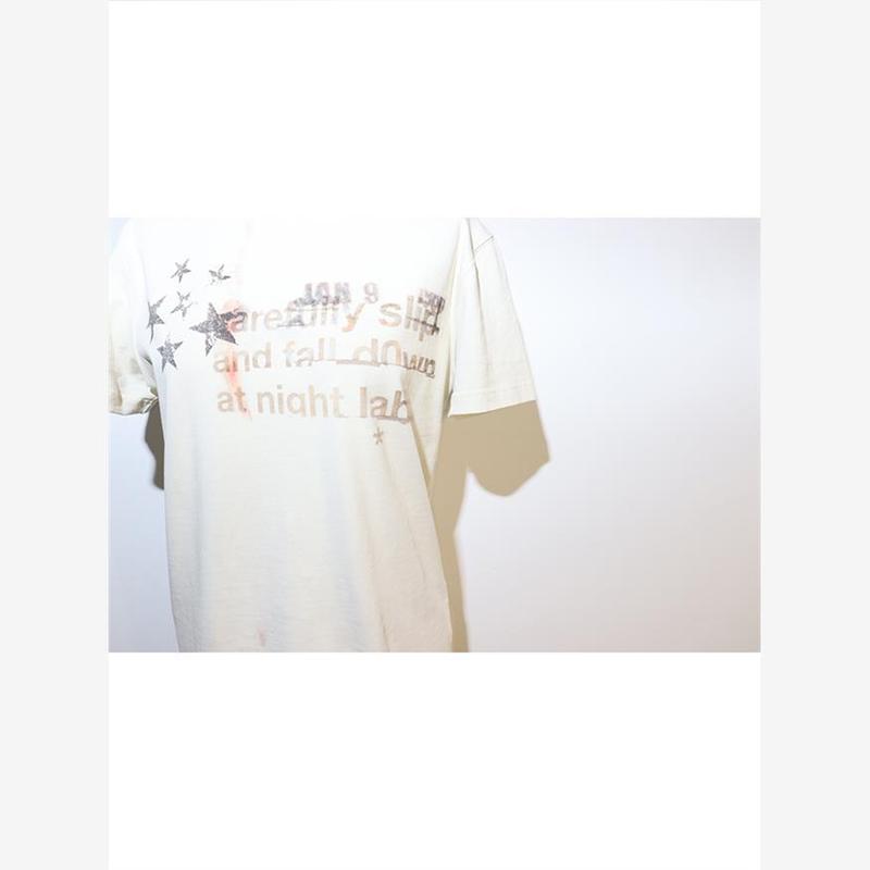 Night Lab(NL) ディストーションスターホワイトインクプリント アメリカンショルダー アプリコット半袖|undefined