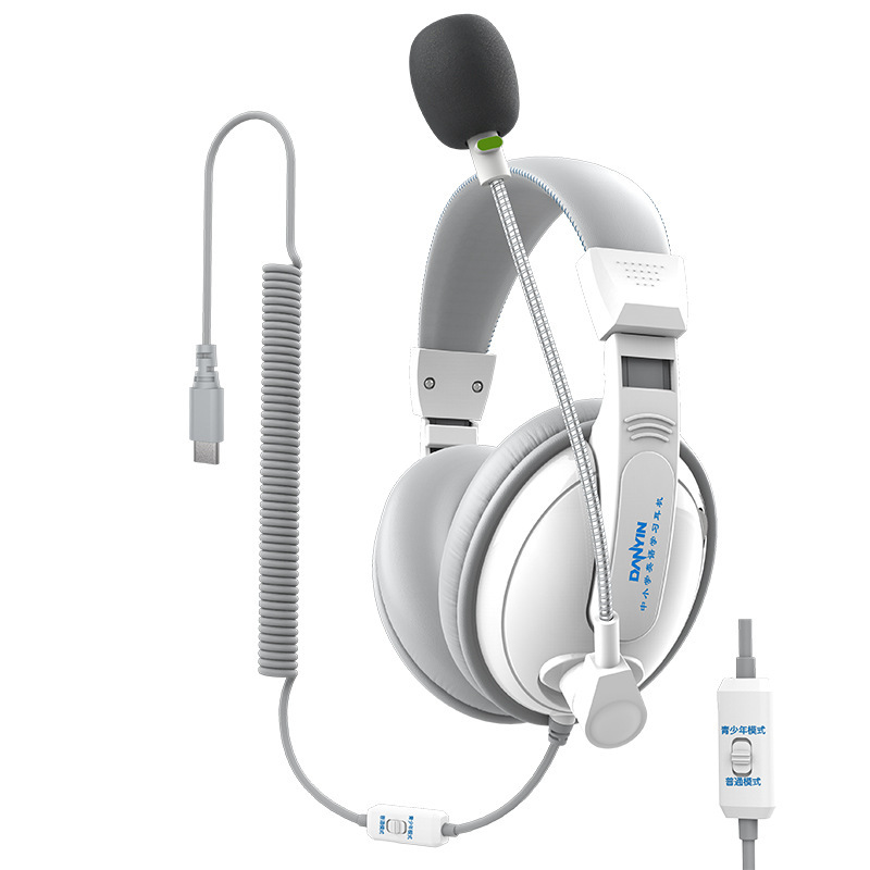 Venta caliente transfronteriza auriculares computadora de escritorio deportes electrónicos de baja latencia con auriculares de micrófono auriculares con cable USB
