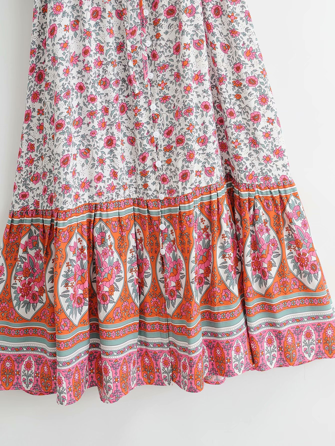 vestido con cuello de pico y cordones con estampado étnico retro NSAM33968