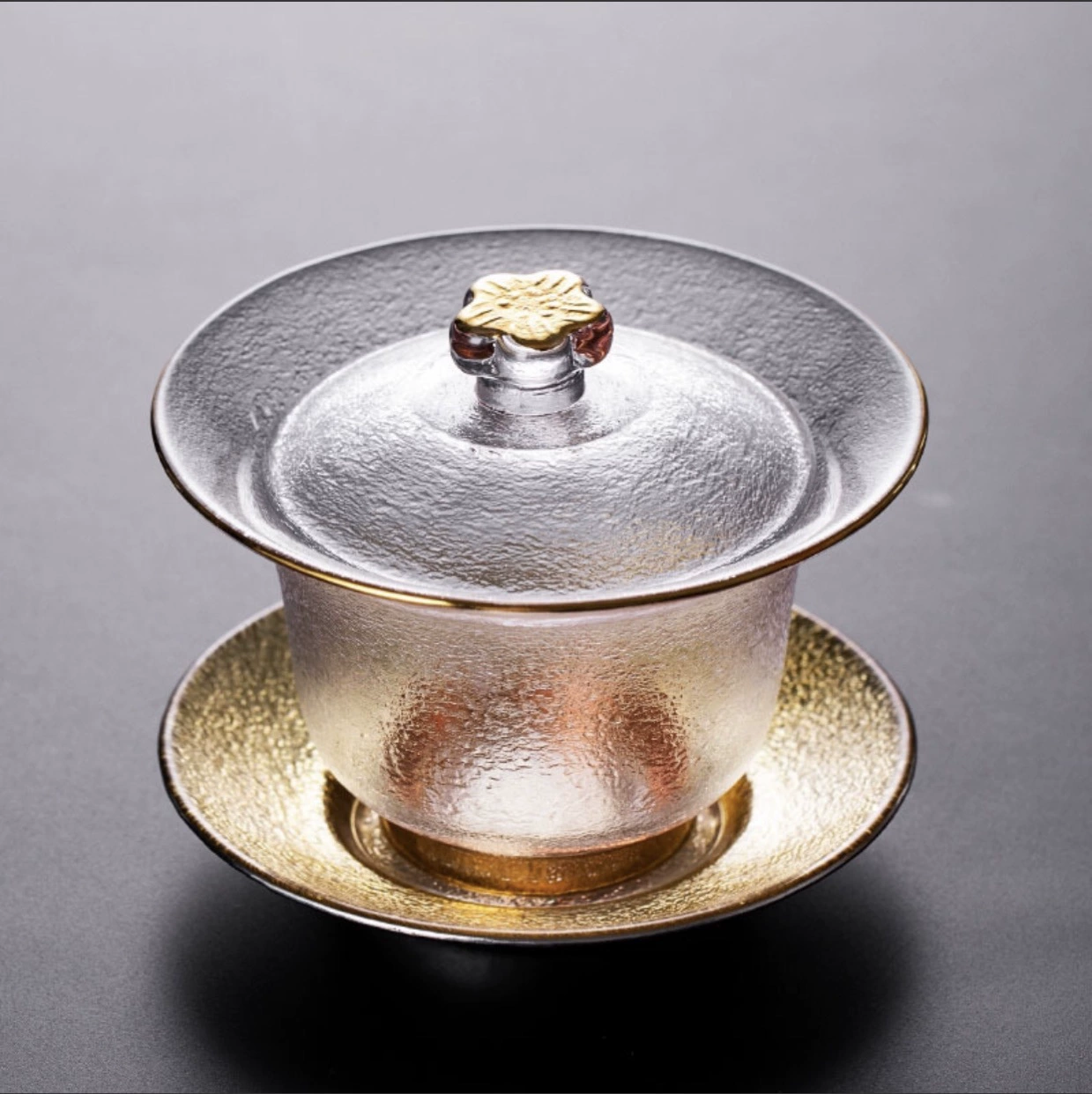 Japanese with a forged pattern glass set, tea cup