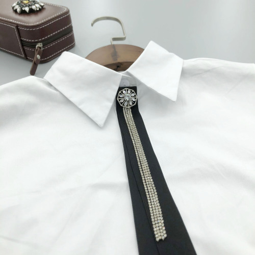 New product launches, DIY clothing accessories, produced in our own factory, can be sampled and produced in large quantities with high quality