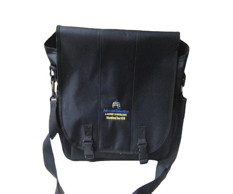 Manufacturers supply and sell fashionable Korean professional computer bags foreign trade multifunctional Oxford cloth 15 inch notebook bags