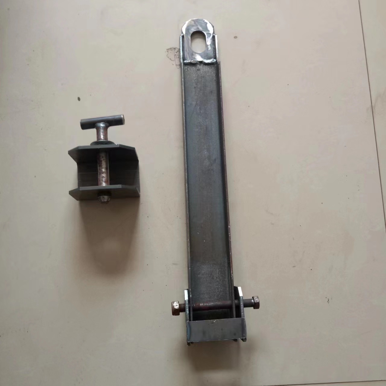 牵引拖钩挂钩工装车连接件工装车牵引仓储笼周装箱物流台车装置