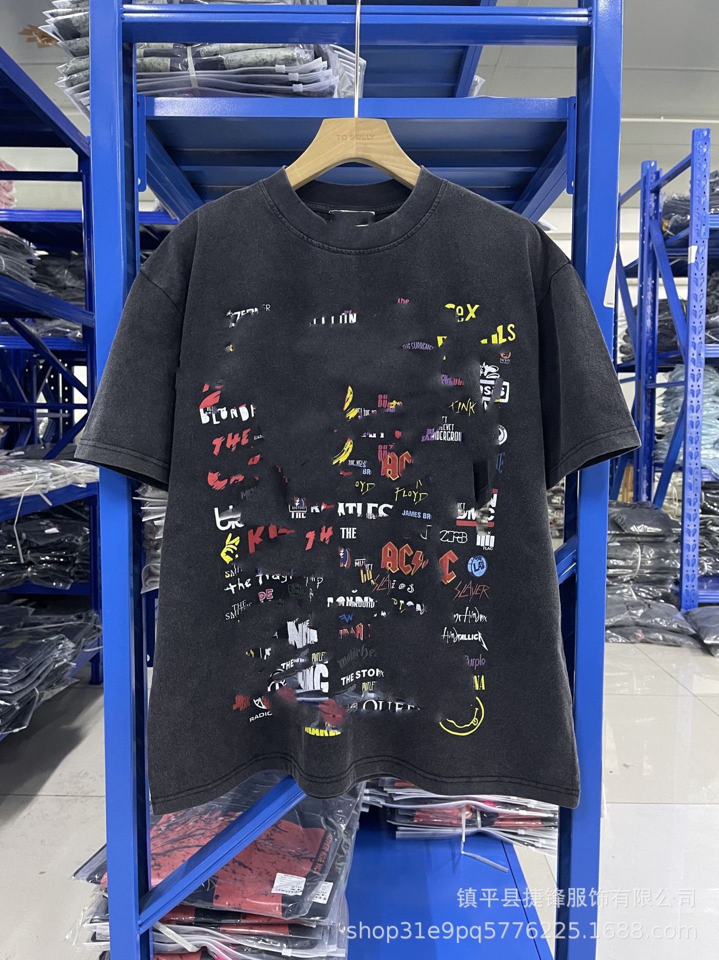 クロスボーダーの新型欧米のファッションブランドのレトロな水洗いは古い落書きをします。