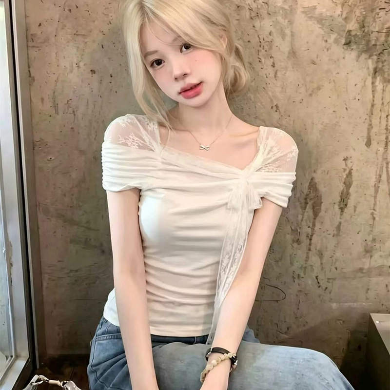Cross-border foreign trade lace off-shoulder short-sleeve top, stylish T-shirt for women, summer lace-up slim-fit pure desire style Cross-border foreign trade lace off-shoulder short-sleeve top, stylish T-shirt for women, summer lace-up slim-fit pure desire style
