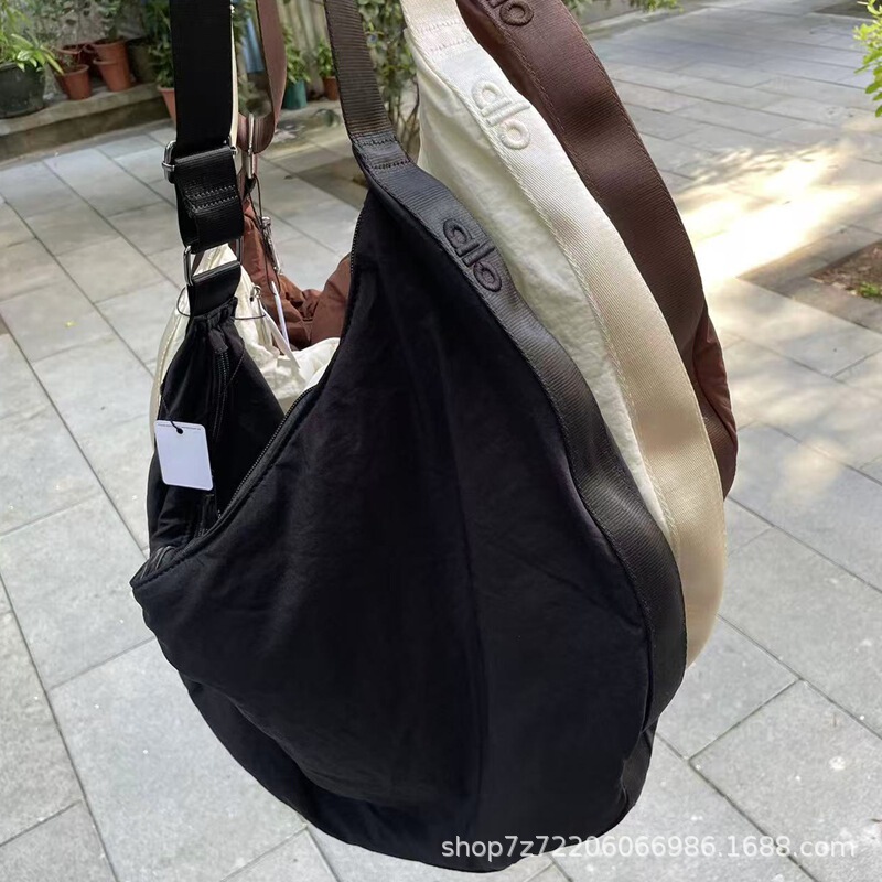 Alo Large-Capacity Men's and Women's Crescent Dumpling Bag Waterproof Nylon Lightweight Casual Versatile One-Shoulder Cross-Body Crescent Bag