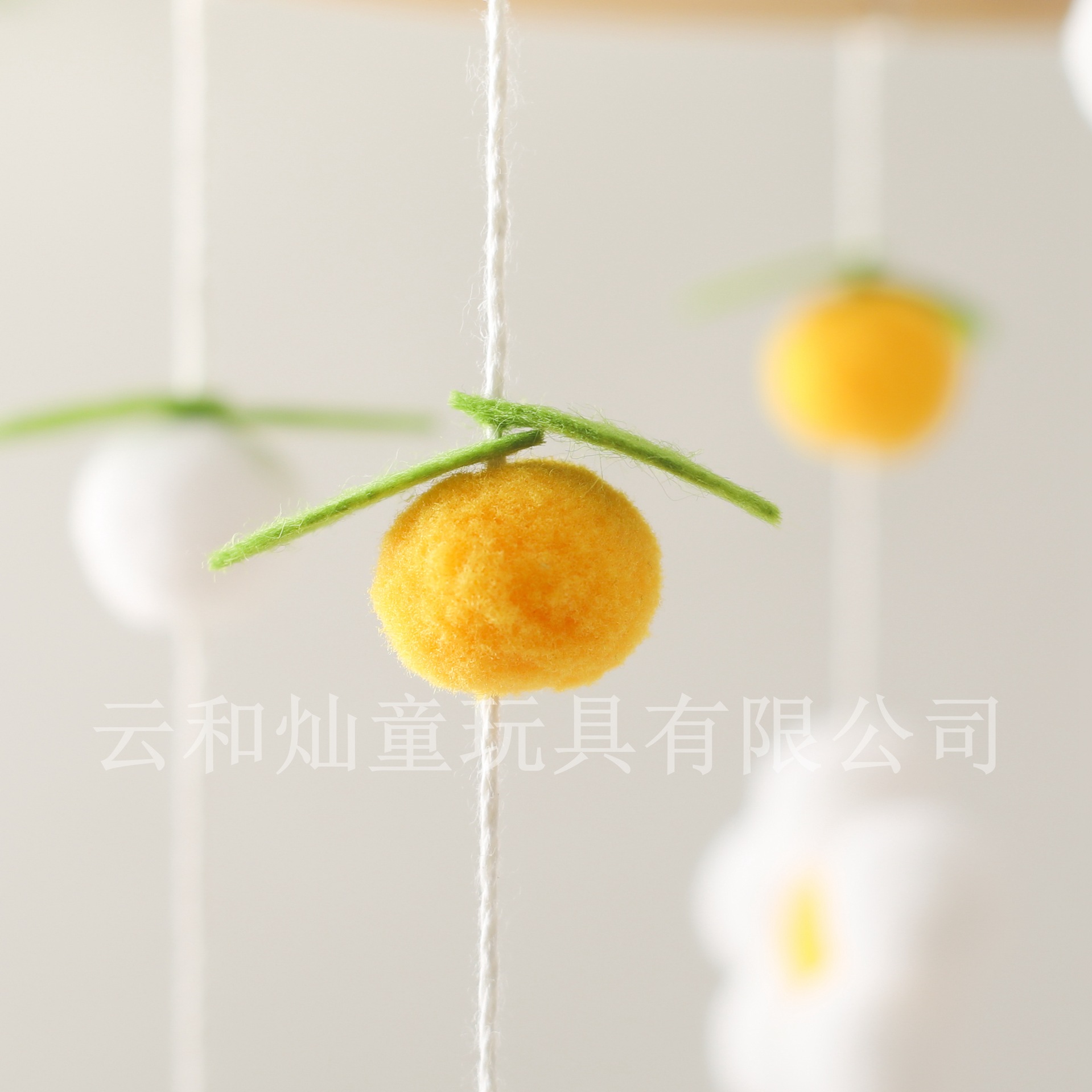 Campanas de cuna para niños calientes transfronterizas, flores de abeja, campanas de viento en la cabecera, adornos para bebés, dormir, dormir, ropa de cama, campanas de cama