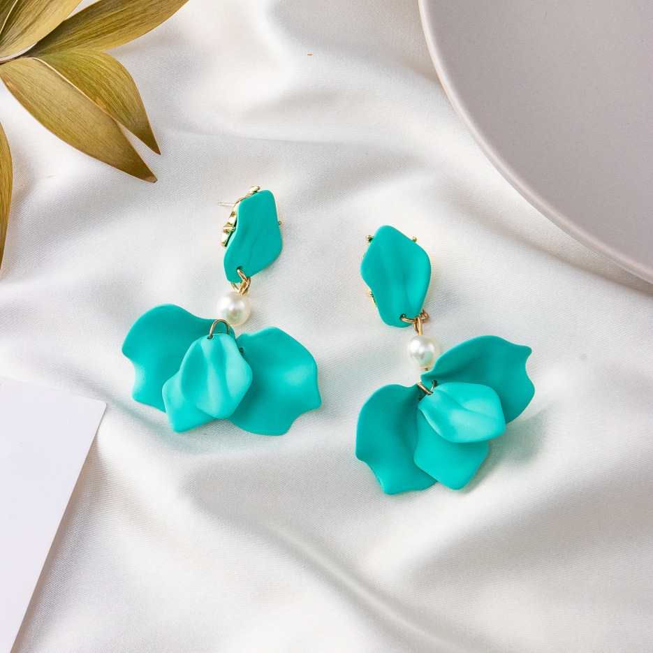 25g Weight Earrings, Ear Studs Classification Wedding, Travel Occasion Alloy Material Rose, Petal Pattern Women'S Gender Plating Design Fashion Style Fashion Rose Petal Alloy Women'S Earrings Ear Studs 24