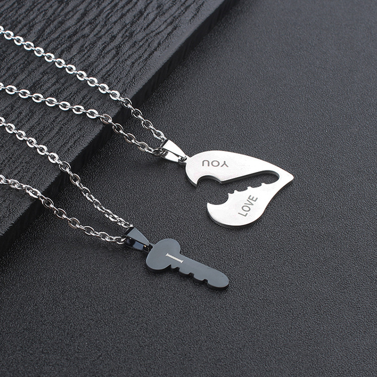 Heart Shape Vintage Style 304 Stainless Steel Pendant Necklace Wholesale display picture 4