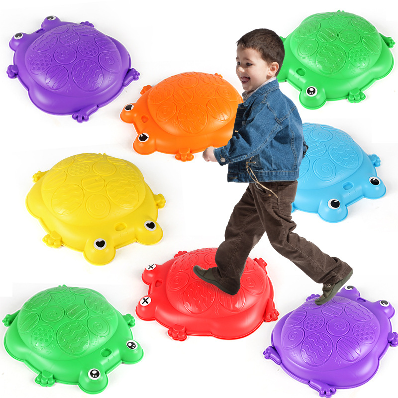 Entrenamiento sensorial antideslizante para niños Entrenamiento sensorial Rana a través del río Piedra de equilibrio pisotear Puente Piedra juguetes deportivos transfronterizos