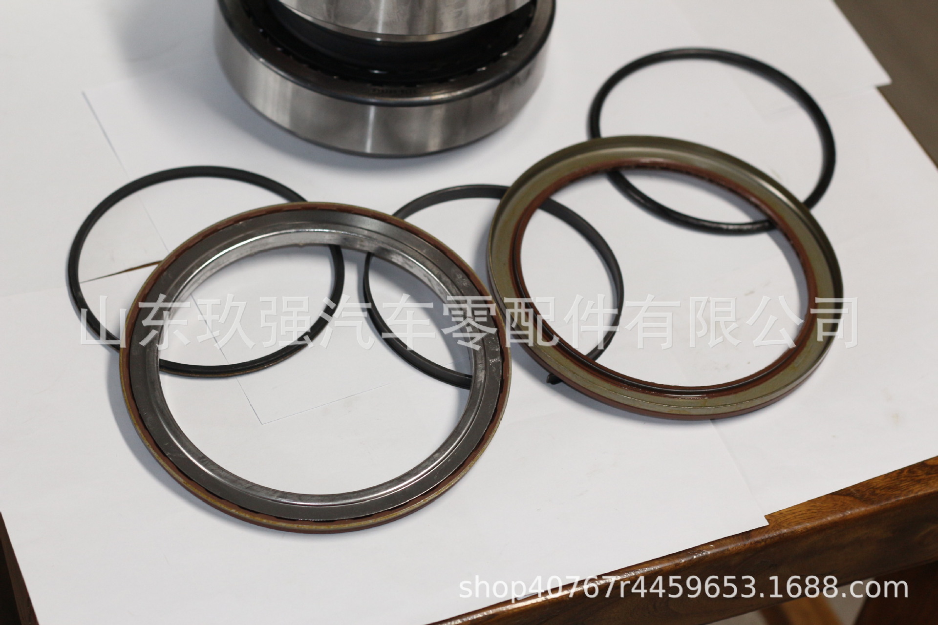 Suitable for passenger buses 3104-01223 13T rear wheel hub bearing unit with seal F-803750.07