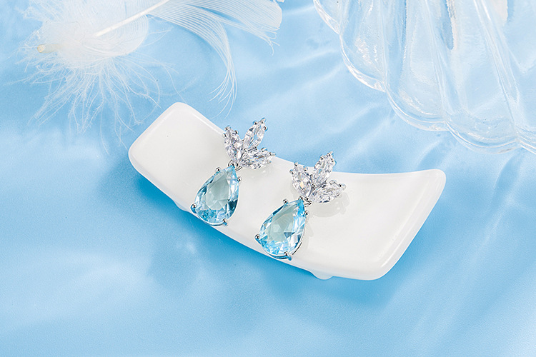 Fashion Water Droplets Copper Drop Earrings Inlay Zircon Copper Earrings 1 Pair