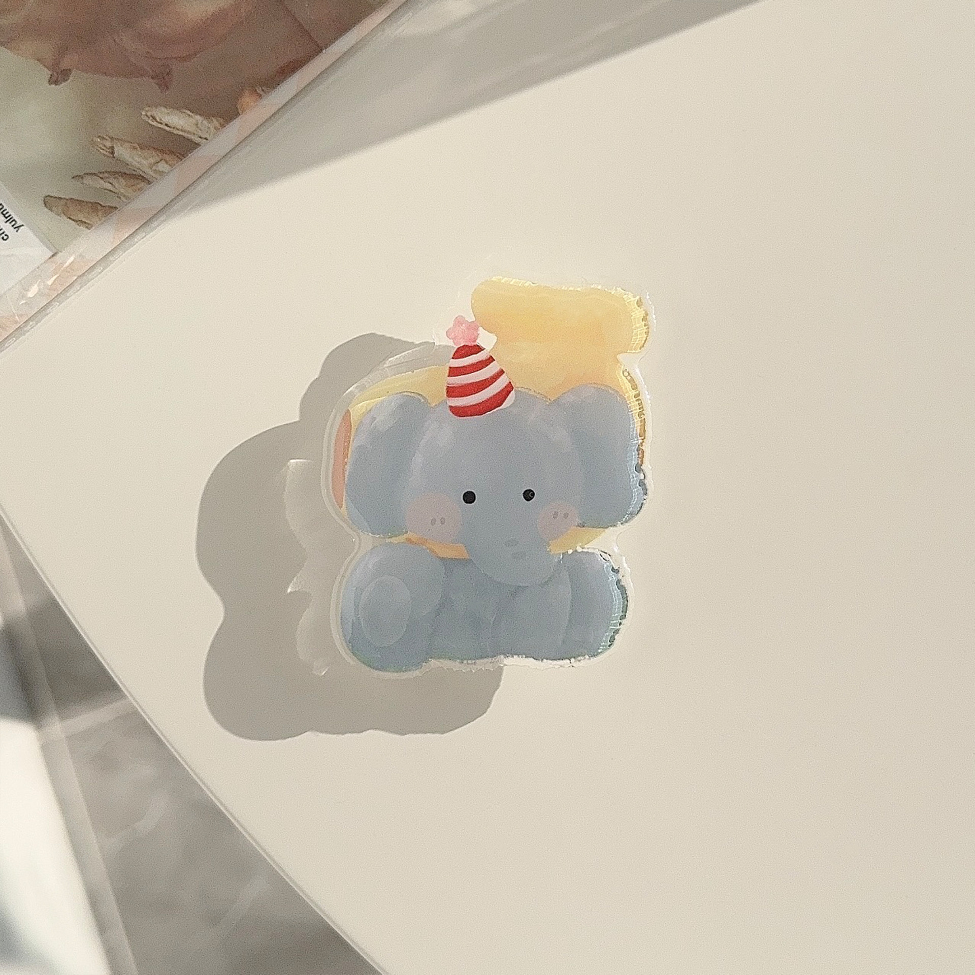 韓系ins犬熊スタンドアニメ伸縮折り畳みかわいい動物はリンゴ華為怠け者スタンドを適用する