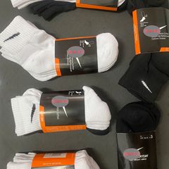 Suvan Naike ストリング黒と白のスポーツソックスタオル黒と白のハイチューブソリッドカラートレーニング四季バスケットボール卸売ドロップシッピング