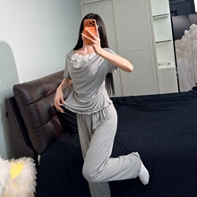 �ԸбU�I���؉|˯��Ů���ļ������Lѝ�ɼ��׼�ɫľ��߅����Ҿӷ�