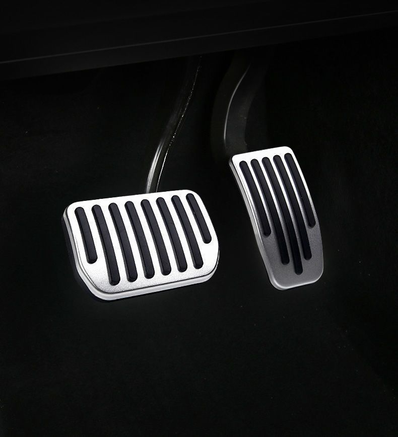 Suitable for Tesla Model Y3 Throttle Brake Rest Pedal Foot Interior Modification Accessories for Cross-Border E-Commerce