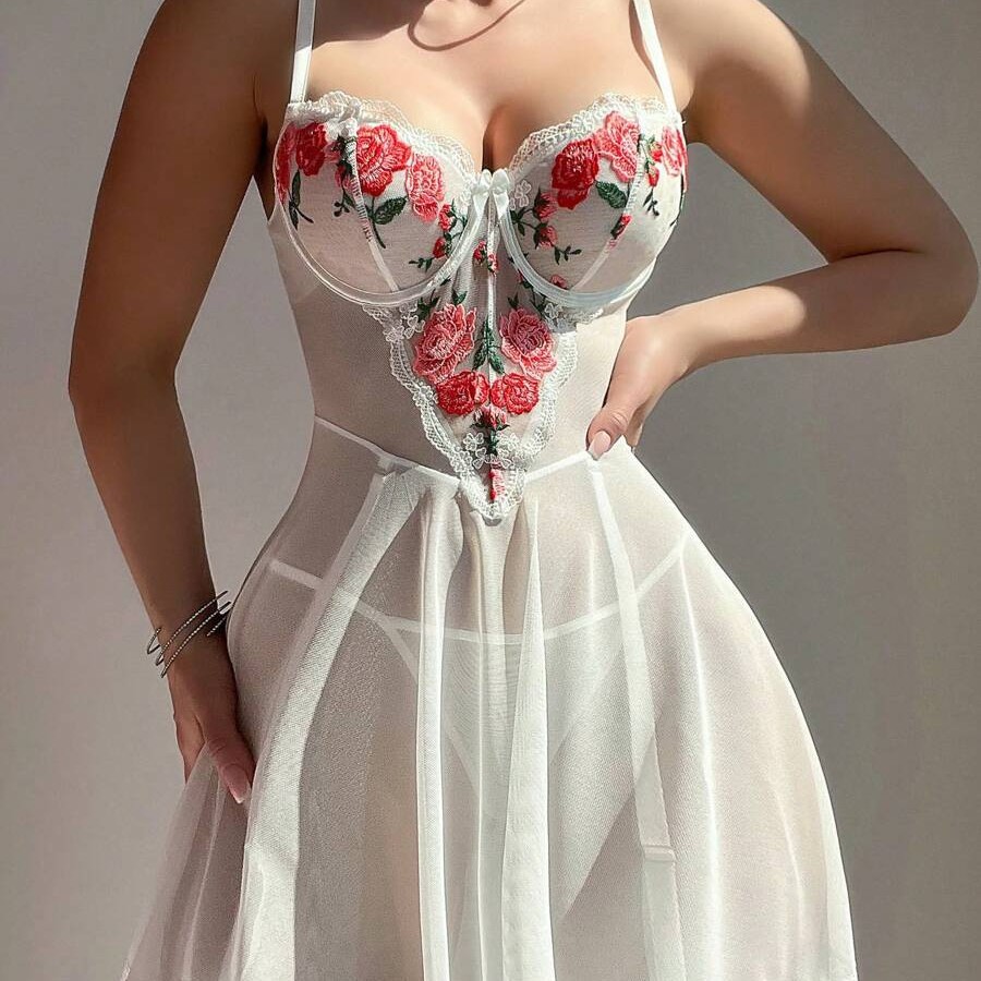 Cross-Border European and American New Style Sexy Lingerie, Lace See-Through Temptation Embroidery Sexy Nightgown, Tight-Fitting Thin Nightwear