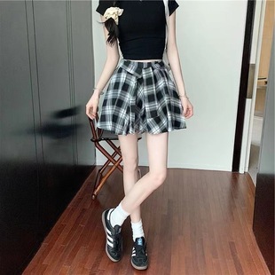 ԭ������ԭ�����������r���аٴ��@�ݰ���ȹŮ�ļ���Ҏ�t��ȹ���]