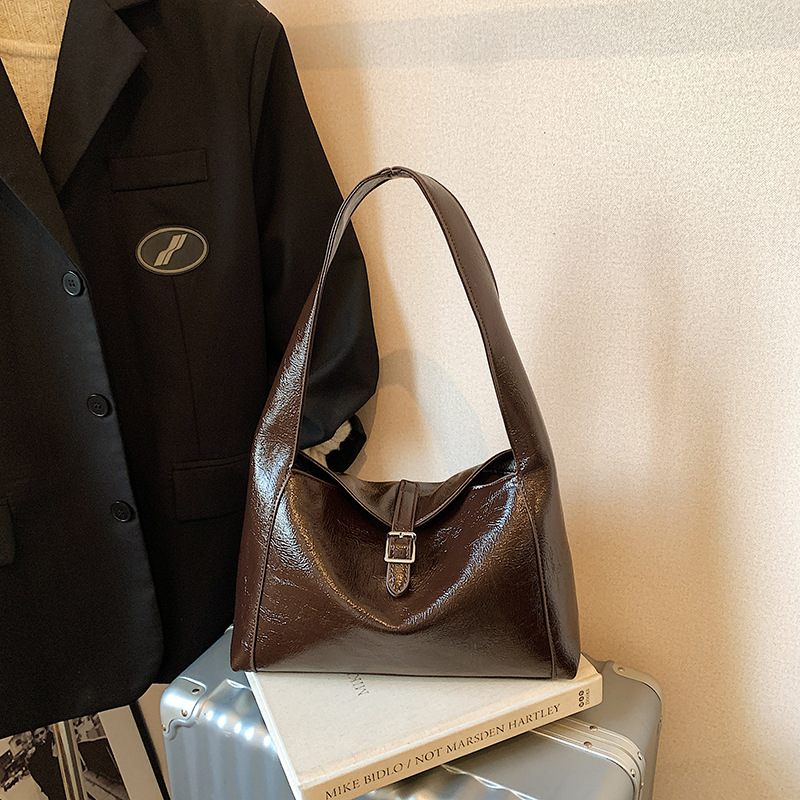 Nicho de diseño sensación de cuero suave bolso debajo de la axila mujer 2026 textura de moda gran capacidad bolso de hombro bolso de mano
