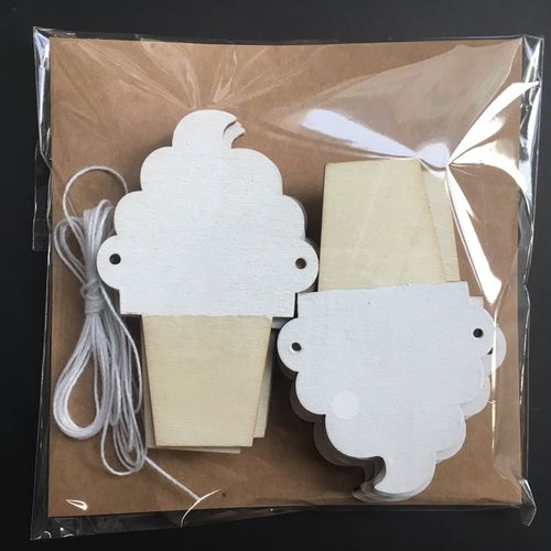 INS Nordic Style Sweet Cone Ice Cream Wooden Sliver Hanger Baby Bed Wooden String Garland Decor for Children's Room Wall Decoration