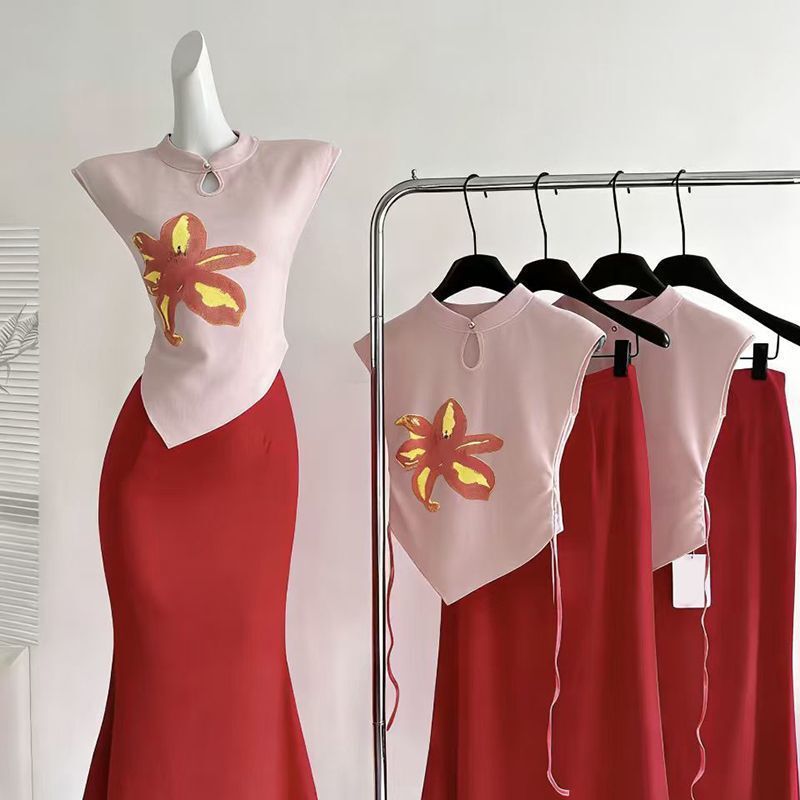 Fashionable and Stylish Black Slim-Fit T-Shirt for Women, Summer New Slim-Fit Sexy Versatile Top
