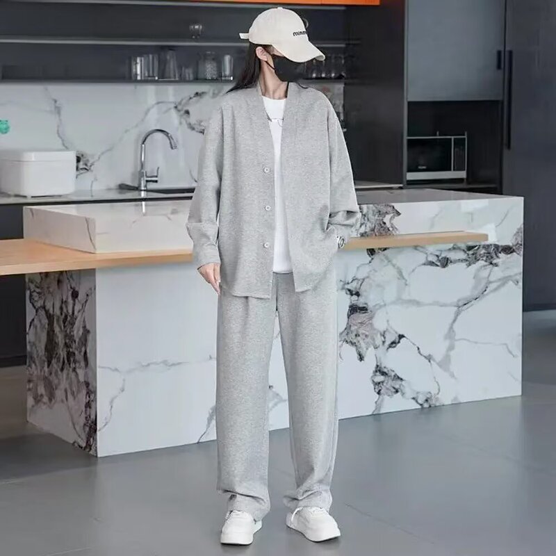 V-Neck Cardigan Long-Sleeve Jacket and Straight-Leg Casual Pants Two-Piece Set, Plus-Size Men's Niche Light Luxury Old Money Style