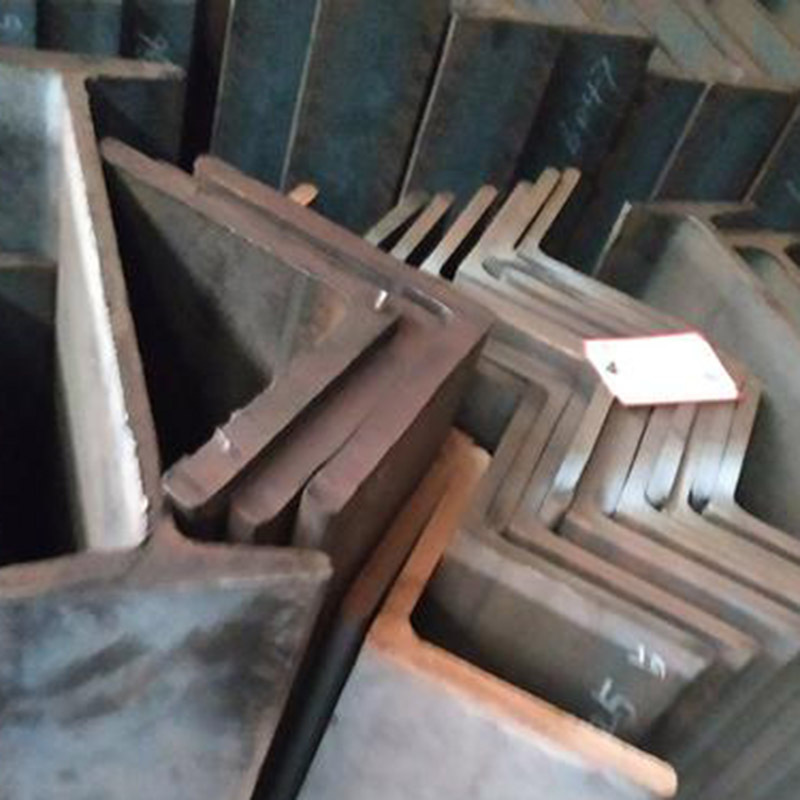 广东厂家万能角钢现货 镀锌角钢40*40 幕墙角铁等边角钢批发