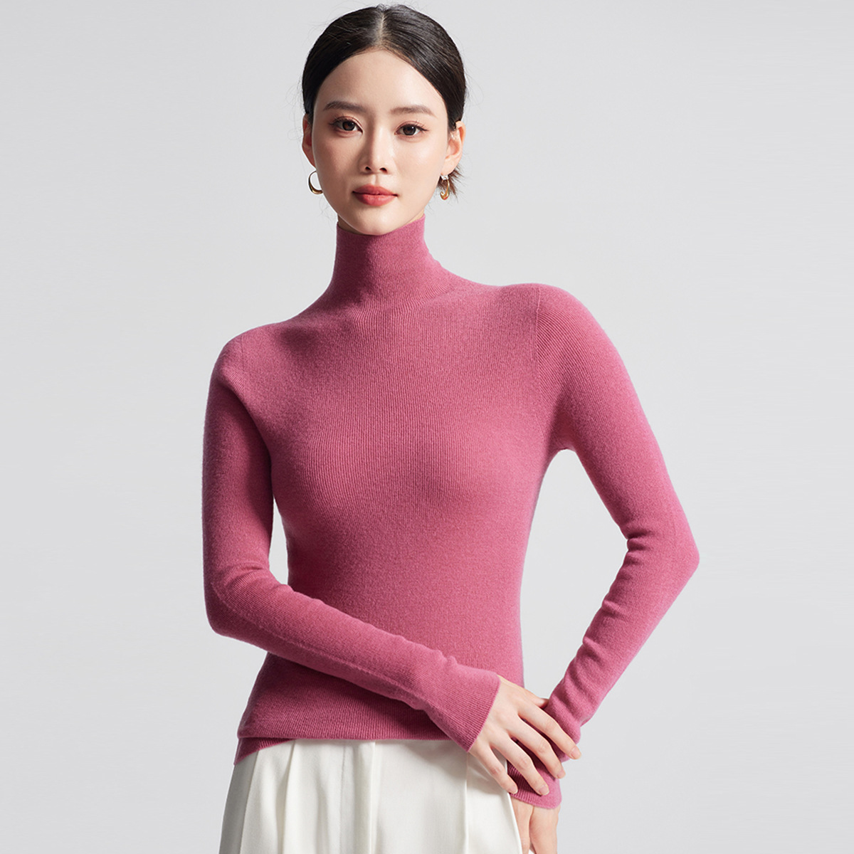 洗濯機で洗えるシームレス18針精編ニットベースレイヤー100%ピュアファインウールセーター女性用秋冬ハイネックセーター