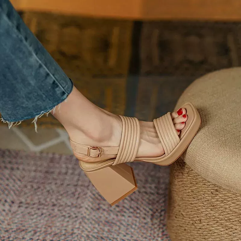 白枕鹤 Summer universal sandals, footwear high heels, shoes, Korean style