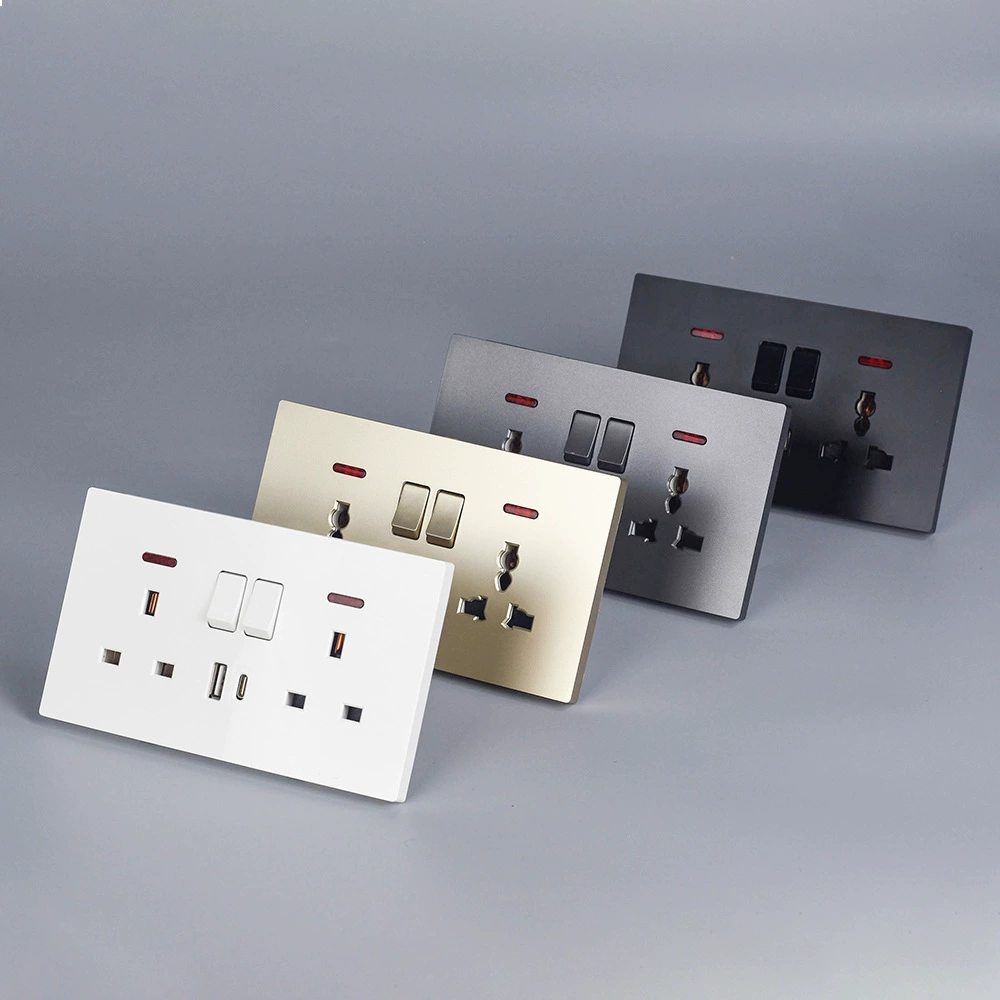 13a electric three-hole USB socket Hong Kong and Macao version British-English standard Taiwan household twin gold pc panel type c